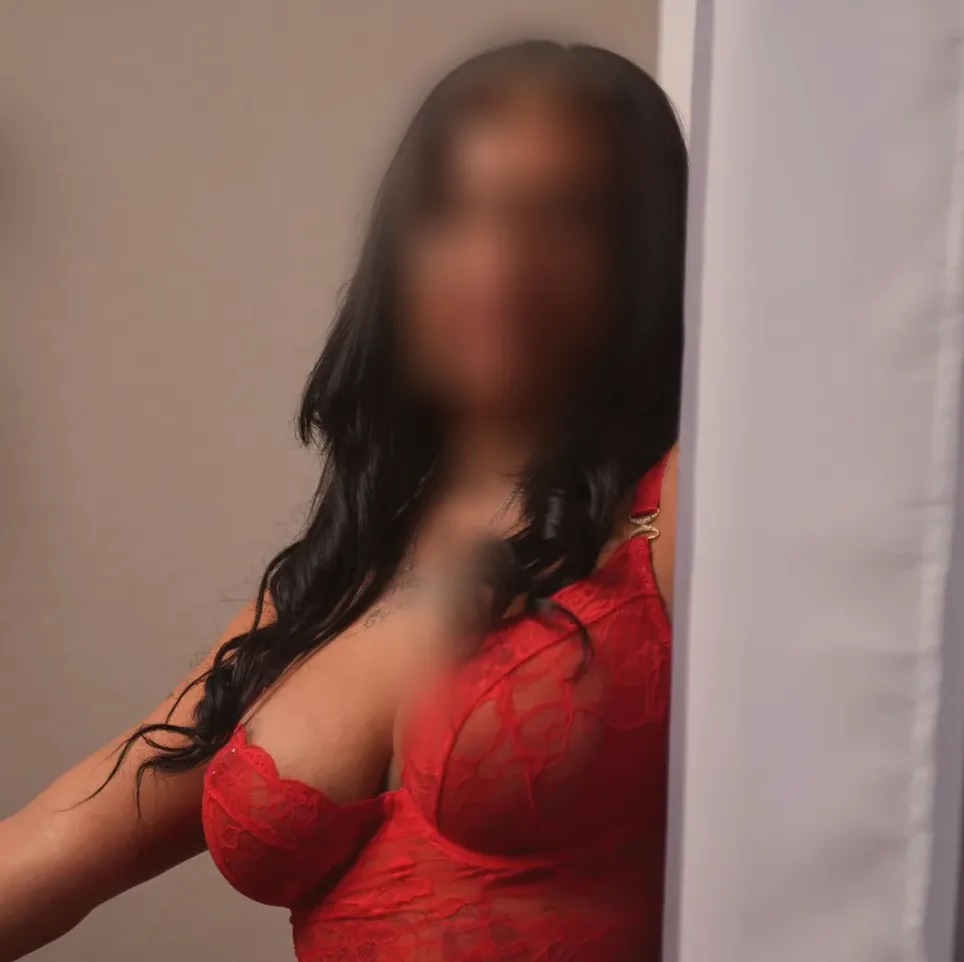 Bouchra, 38