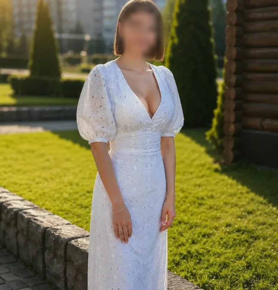 Karin, 26