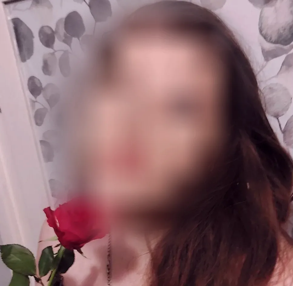 Lynn, 27